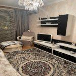 Kirayə (aylıq) 3 otaqlı Köhnə Tikili, Nizami metrosu, Yasamal rayonu 5