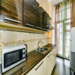 Посуточно 3 комнатная Вторичка, м. Ичяришяхяр метро, Сябаиль район 13