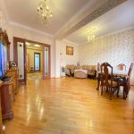 Satılır 3 otaqlı Yeni Tikili, İnşaatçılar metrosu, Yeni Yasamal qəs., Yasamal rayonu 2