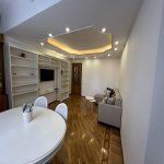 Kirayə (aylıq) 4 otaqlı Köhnə Tikili, 28 May metrosu, A.S.Puşkin parkı, Səbail rayonu 2