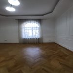 Satılır 12 otaqlı Həyət evi/villa, İnşaatçılar metrosu, Yasamal qəs., Musabəyov parkı, Yasamal rayonu 3