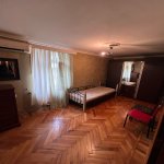 Satılır 3 otaqlı Köhnə Tikili, Nizami metrosu, Yasamal qəs., İncəsənət və Mədəniyyət Un., Yasamal rayonu 5