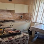 Satılır 1 otaqlı Köhnə Tikili, Neftçilər metrosu, 8-ci kilometr, Lotos Ticarət mərkəzi, Nizami rayonu 12