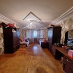 Продажа 2 комнатная Вторичка, 8-ой микрорайон район 2