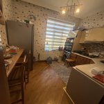 Продажа 2 комнатная Вторичка, 3 двор район 4