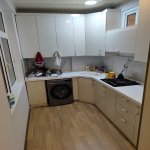 Kirayə (aylıq) 3 otaqlı Yeni Tikili, Azadlıq metrosu, 7-ci mikrorayon, Binəqədi rayonu 8