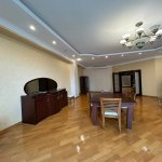 Kirayə (aylıq) 4 otaqlı Yeni Tikili, Sahil metrosu, Səbail rayonu 17