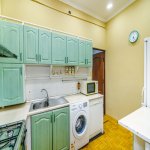 Kirayə (günlük) 4 otaqlı Köhnə Tikili, Sahil metrosu, Səbail rayonu 10