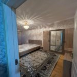 Аренда 1 комнатная Новостройка, 1 двор район 5