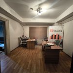 Kirayə (aylıq) 2 otaqlı Ofis, Azadlıq metrosu, 8-ci mikrorayon, Binəqədi rayonu 9