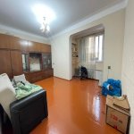 Продажа 2 комнатная Вторичка, м. Азадлыг метро, 8-ой микрорайон, Бинагадинский р-н район 1