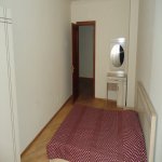Kirayə (günlük) 4 otaqlı Köhnə Tikili, Sahil metrosu, Səbail rayonu 15