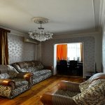Kirayə (aylıq) 3 otaqlı Köhnə Tikili, Əhmədli metrosu, Xətai rayonu 1