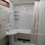 Kirayə (aylıq) 4 otaqlı Köhnə Tikili, Gənclik metrosu, Nərimanov rayonu 11