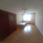 Kirayə (aylıq) 3 otaqlı Köhnə Tikili, İnşaatçılar metrosu, Yasamal qəs., Yasamal rayonu 3