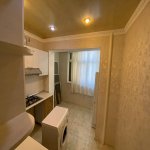 Kirayə (aylıq) 2 otaqlı Köhnə Tikili, Azadlıq metrosu, 8-ci mikrorayon, Binəqədi rayonu 7