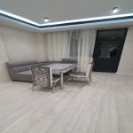 Kirayə (aylıq) 3 otaqlı Yeni Tikili, Memar Əcəmi metrosu, 5-ci mikrorayon, Nəsimi rayonu 1