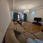 Kirayə (aylıq) 3 otaqlı Köhnə Tikili, Nizami metrosu, Yasamal rayonu 1