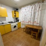 Satılır 2 otaqlı Köhnə Tikili, Memar Əcəmi metrosu, 3-cü mikrorayon, Nəsimi rayonu 9