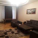 Kirayə (aylıq) 3 otaqlı Yeni Tikili, Memar Əcəmi metrosu, Nəsimi rayonu 2