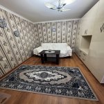 Продажа 1 комнатная Вторичка, Площадь Фонтанов, Насими район 1
