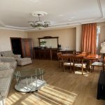 Kirayə (günlük) 3 otaqlı Yeni Tikili, Nəriman Nərimanov metrosu, Böyükşor qəs., AGA Business Center, Nərimanov rayonu 4