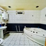 Продажа 2 комнатная Вторичка, м. Эльмляр Академиясы метро, пос. Ясамал, Ясамал район 5