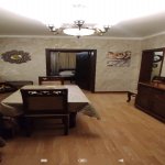 Продажа 3 комнатная Вторичка, м. 28 Мая метро, 28 Малл, Насими район 2