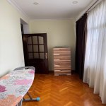 Kirayə (aylıq) 3 otaqlı Köhnə Tikili, Sahil metrosu, Nəsimi heykəli, Nəsimi rayonu 12