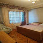 Kirayə (aylıq) 3 otaqlı Köhnə Tikili, 8-ci mikrorayon, Binəqədi rayonu 2