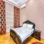 Kirayə (günlük) 4 otaqlı Köhnə Tikili, Sahil metrosu, Səbail rayonu 14