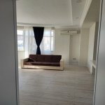 Kirayə (aylıq) 3 otaqlı Yeni Tikili, Memar Əcəmi metrosu, 9-cu mikrorayon, Binəqədi rayonu 5