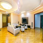 Посуточно 4 комнат Новостройка, м. 28 Мая метро, Насими район 2