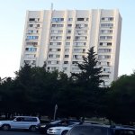 Satılır 3 otaqlı Köhnə Tikili, Azadlıq metrosu, 8-ci mikrorayon, Binəqədi rayonu 1