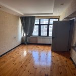 Kirayə (aylıq) 4 otaqlı Köhnə Tikili, Gənclik metrosu, Nərimanov rayonu 5