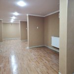 Satılır Obyekt, Azadlıq metrosu, 8-ci mikrorayon, Binəqədi rayonu 4