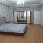 Kirayə (aylıq) 3 otaqlı Yeni Tikili Xırdalan 4