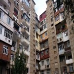 Продажа 1 комнат Вторичка, İnşaatçılar метро, пос. Йени Ясамал, Ясамал район 1