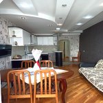 Kirayə (aylıq) 2 otaqlı Köhnə Tikili, Qara Qarayev metrosu, 8-ci kilometr, Nizami rayonu 1