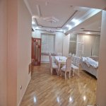 Kirayə (aylıq) 4 otaqlı Yeni Tikili, 28 May metrosu, ABŞ səfirliyi, Nəsimi rayonu 3