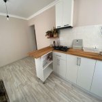 Kirayə (aylıq) 2 otaqlı Köhnə Tikili, 8-ci mikrorayon, Binəqədi rayonu 8