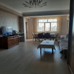 Kirayə (aylıq) 2 otaqlı Yeni Tikili, İnşaatçılar metrosu, Yasamal rayonu 3