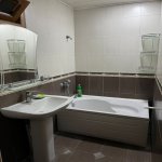 Kirayə (aylıq) 5 otaqlı Köhnə Tikili, Neftçilər metrosu, 8-ci kilometr, Nizami rayonu 7