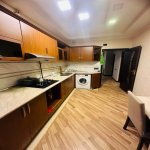 Аренда 3 комнатная Новостройка, İnşaatçılar метро, пос. Йени Ясамал, Ясамал район 9