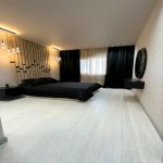 Аренда 3 комнатная Новостройка, Белый город, Хетаи район 9