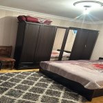 Kirayə (aylıq) 3 otaqlı Yeni Tikili, Xalqlar dostluğu metrosu, 8-ci kilometr, Nizami rayonu 3