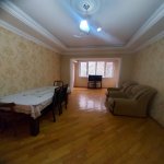 Kirayə (aylıq) 4 otaqlı Köhnə Tikili, 7-ci mikrorayon, Binəqədi rayonu 1