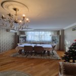 Продажа 3 комнатная Вторичка, м. Эльмляр Академиясы метро, пос. Ясамал, Ясамал район 2