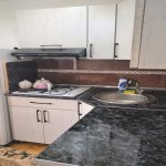 Kirayə (aylıq) 3 otaqlı Köhnə Tikili, Xalqlar dostluğu metrosu, Nizami rayonu 12