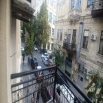 Kirayə (aylıq) 3 otaqlı Köhnə Tikili, Sahil metrosu, Səbail rayonu 1